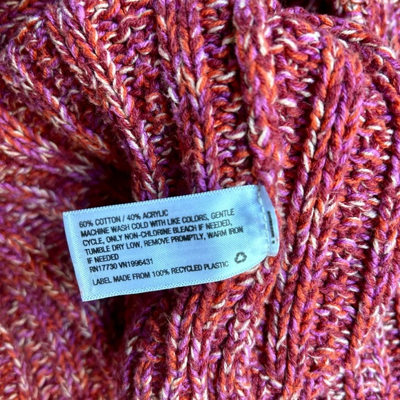 Universal Thread Ribbed
Crewneck Pink Sweater - Picture 9 of 9